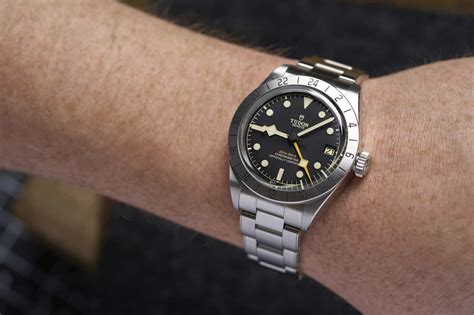 tudor 1655 black bay pro.